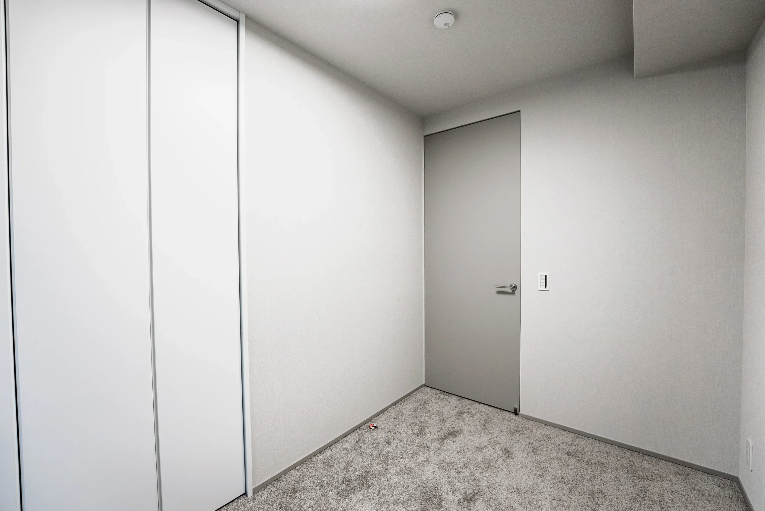 【代々木パーク・マンション】代々木5丁目。大使館が点在する高台の邸宅街に住まう