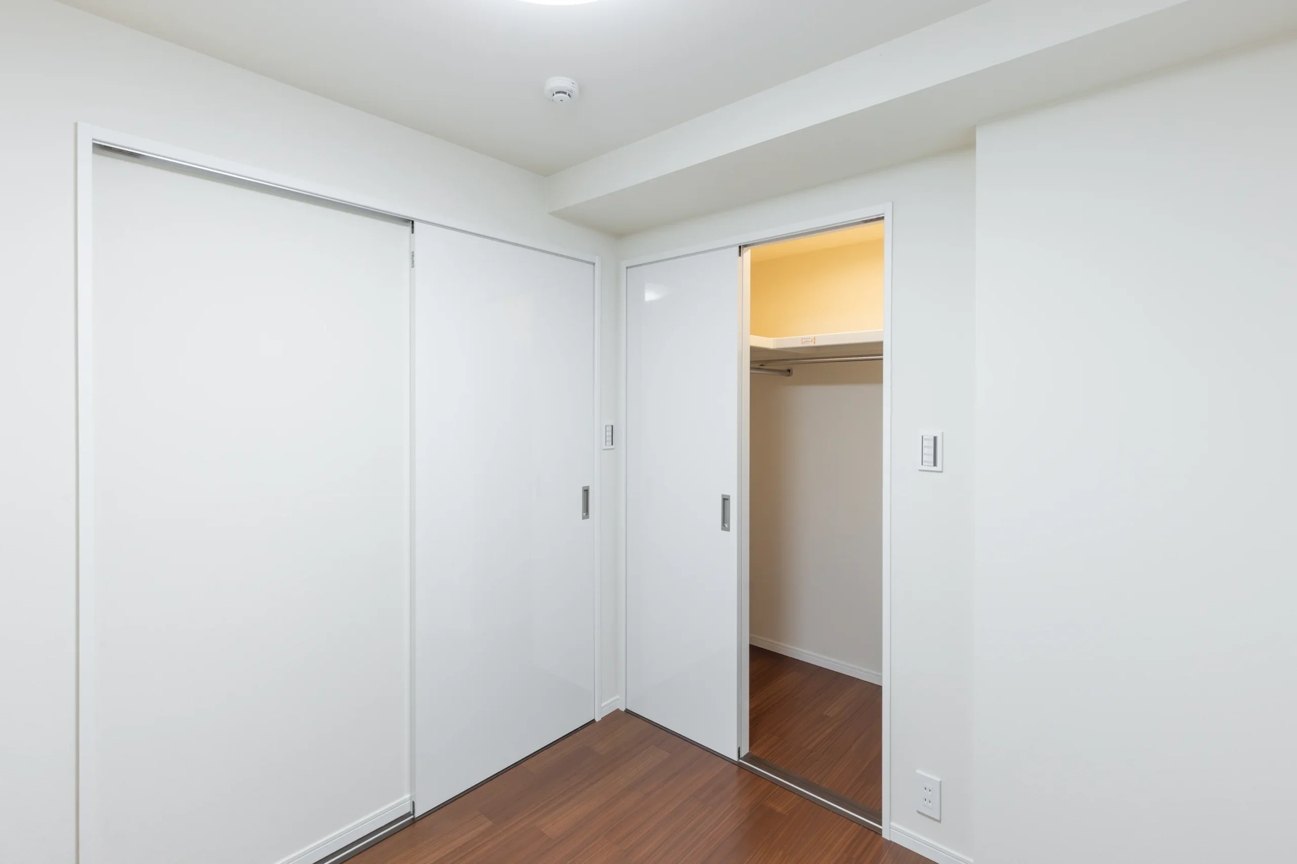 【ヴァンヴェール渋谷】最上階・角部屋で味わう、静寂と天然木の温もりに満ちた邸宅