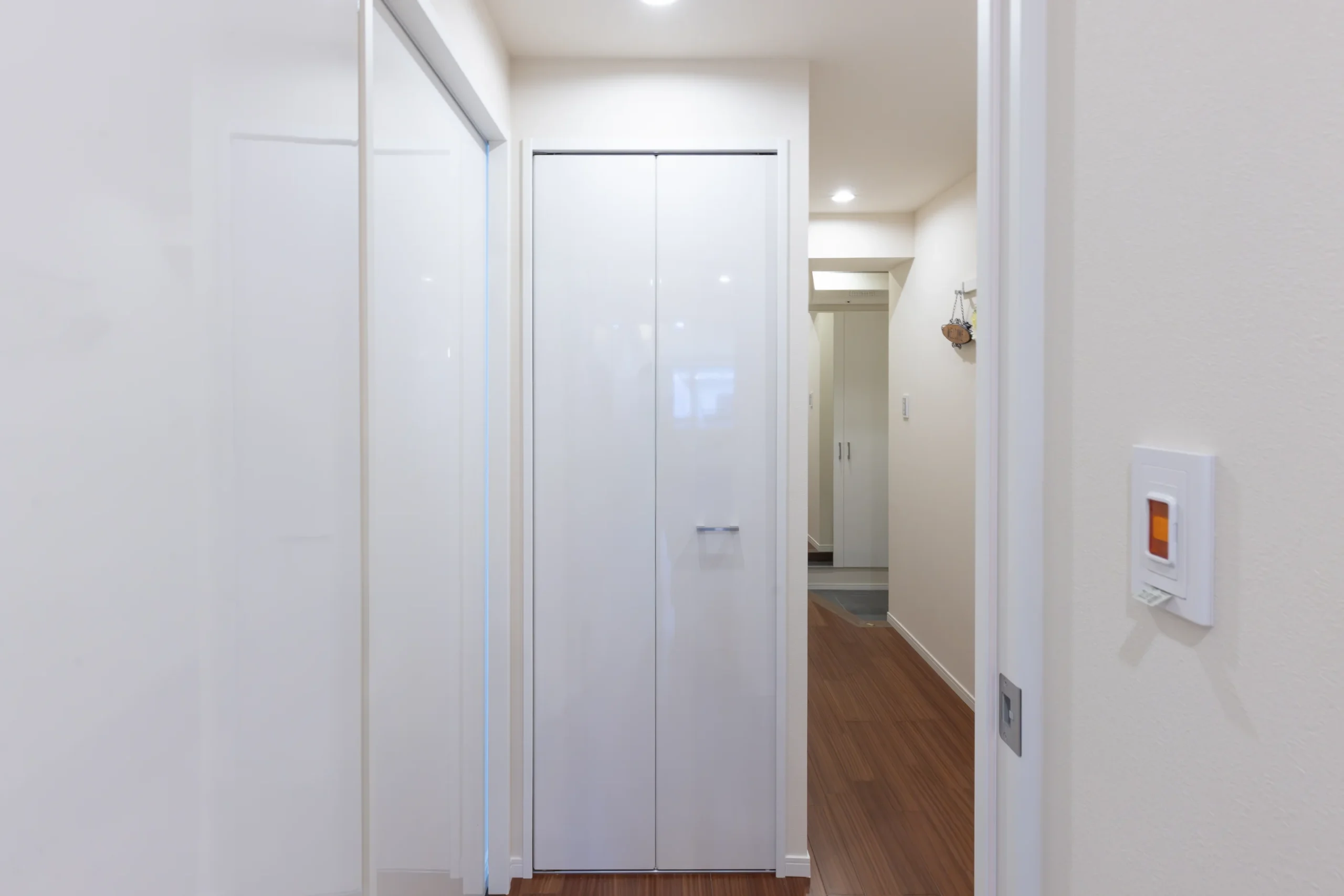 【ヴァンヴェール渋谷】最上階・角部屋で味わう、静寂と天然木の温もりに満ちた邸宅