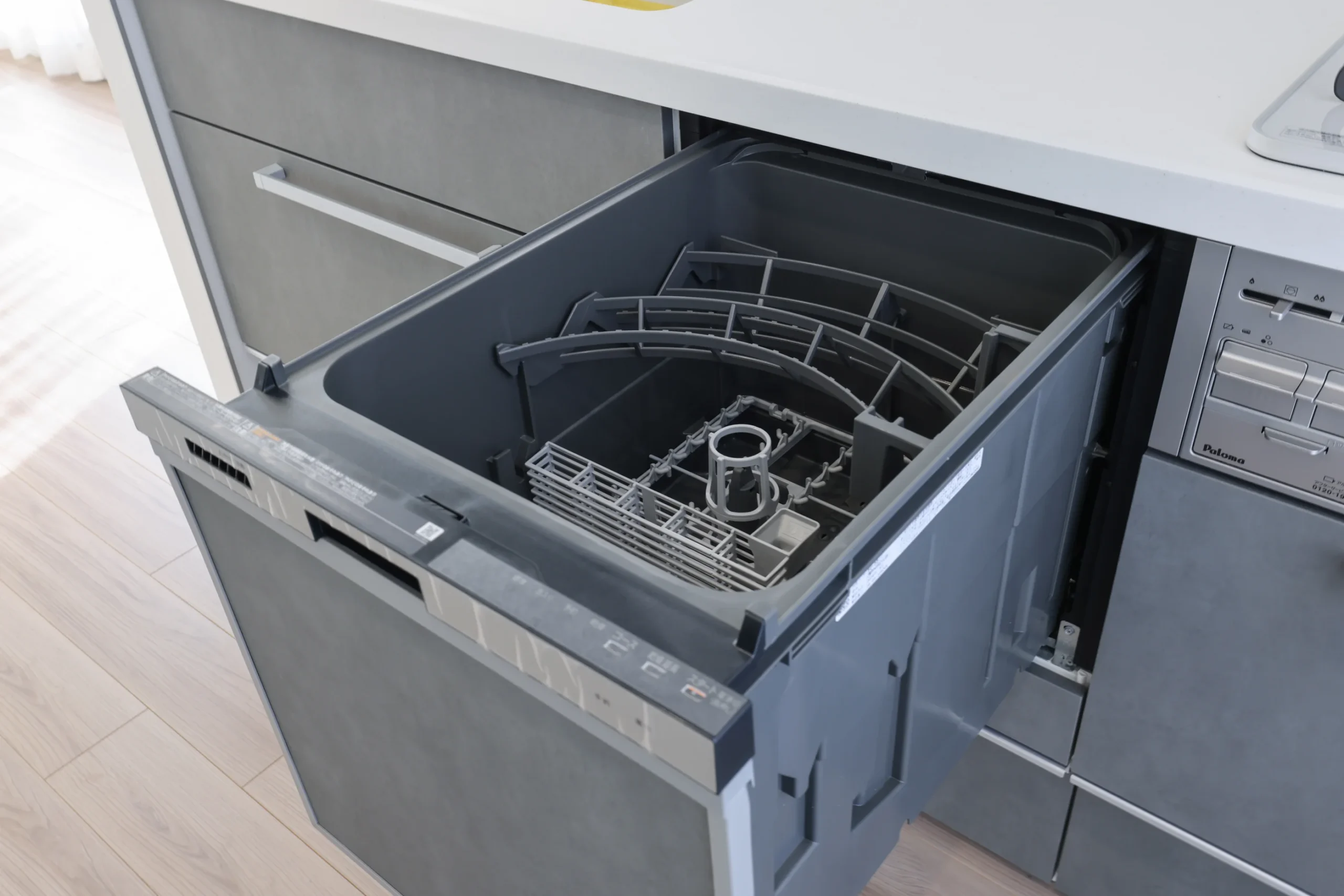 【エミール松ヶ谷】16.20㎡のテラスが広げる、暮らしの余白
