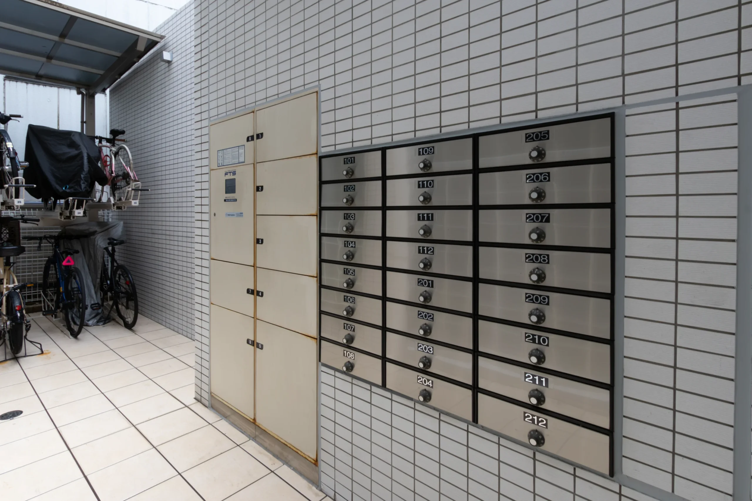 【オープンレジデンス幡ヶ谷】戸建て感覚で暮らす、渋谷区本町の隠れ家メゾネット