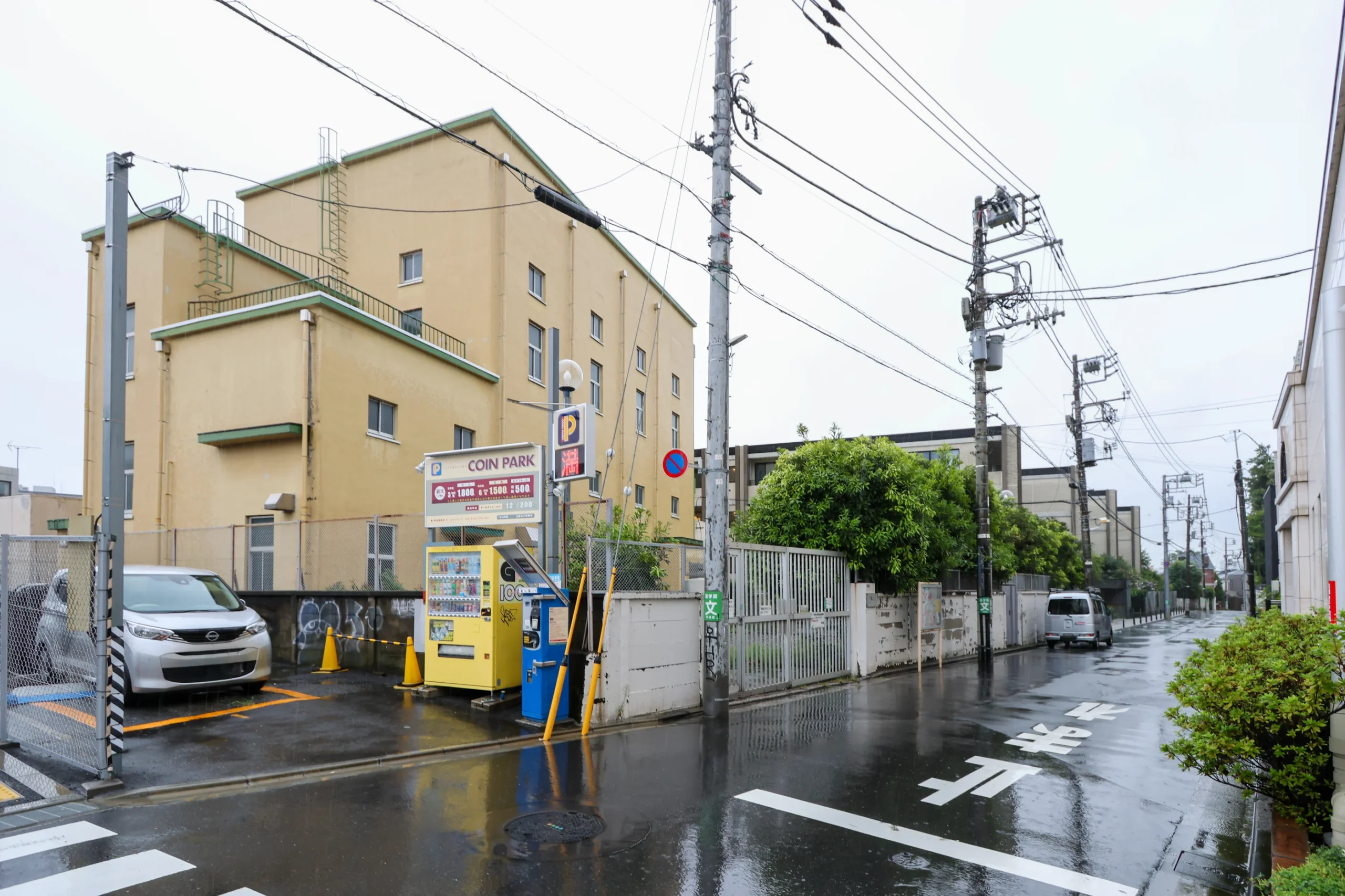 【リーフィアレジデンス上原】100㎡超×最上階角住戸。洗練と静寂が交差する「代々木上原」の低層レジデンス
